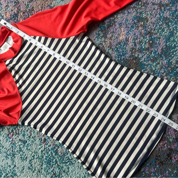 🏖️Boden Rash Guard🏖️ - Picture 4 of 9